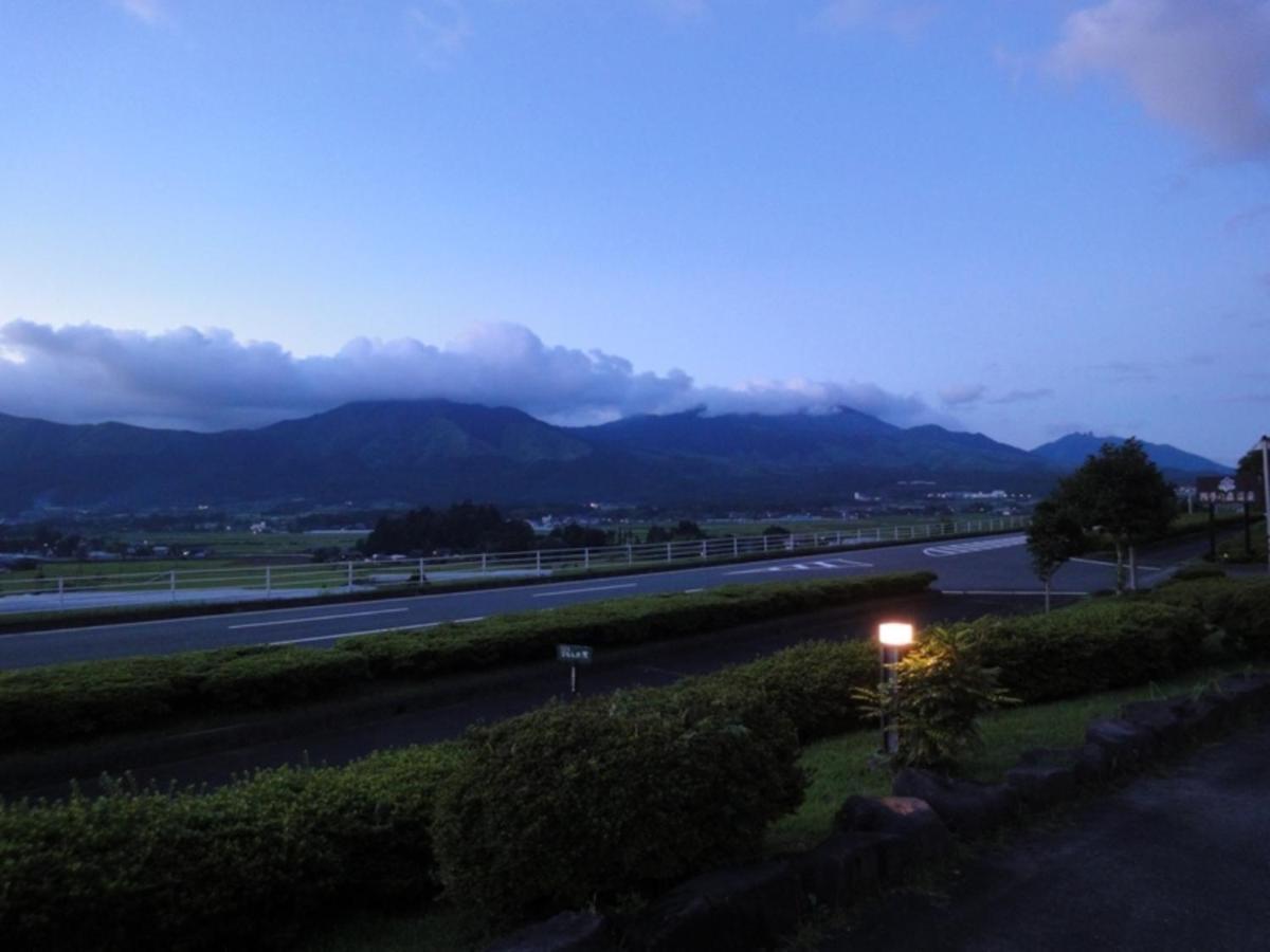 Shikino Mori Hotel Aso Exterior photo